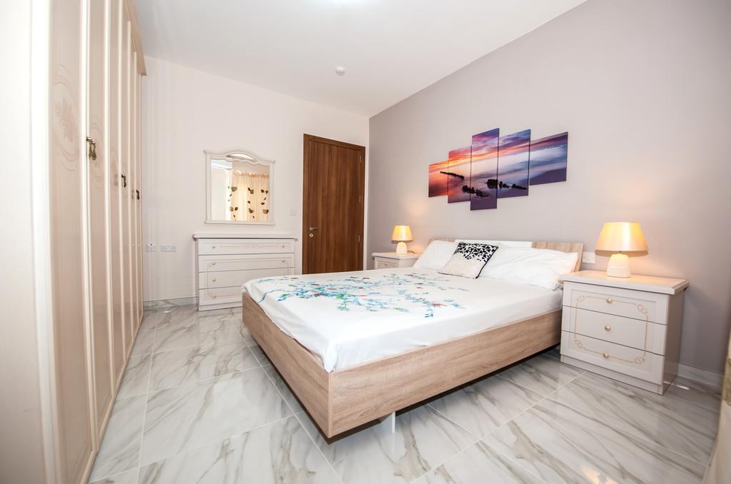 The Waves Holiday Apartment Marsaxlokk Exterior foto